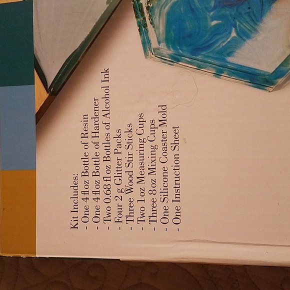 Resin kit includes mold - Picture 2 of 2